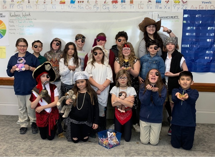 Miss Myhre’s pirate class